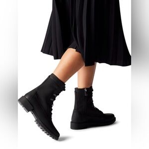 Sorel NWB Women's Emelie Lace Boot - Waterproof Leather Winter Boot Sz 10.5